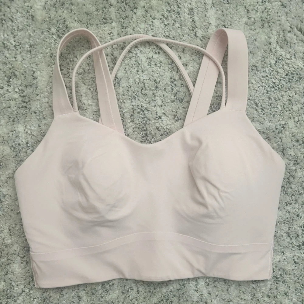 Lululemon Like a Cloud Bra D/DD Strawberry Milkshake ๐ - Picture 1 of 2